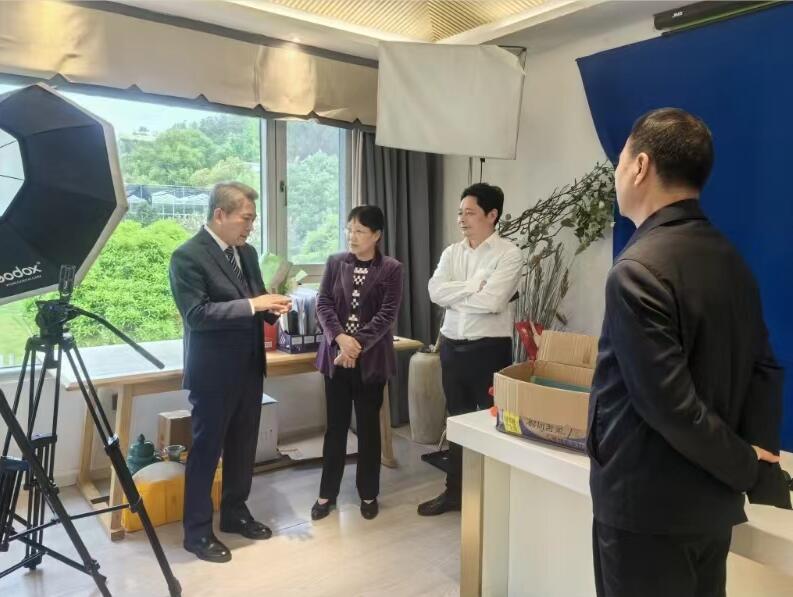 点击浏览下一页